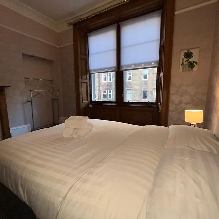 Bright 3 Bedroom Edinburgh City Apt 외부 사진